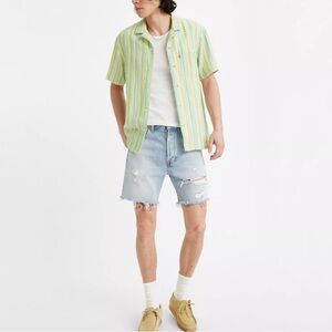 Zara Man Distressed jean shorts size 31 light wash